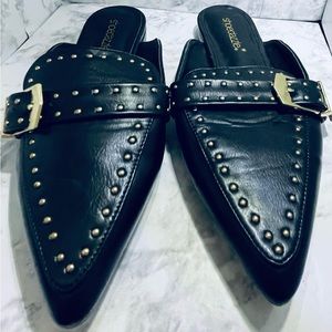 Must have! Shoe Dazzle Flats W open heel.